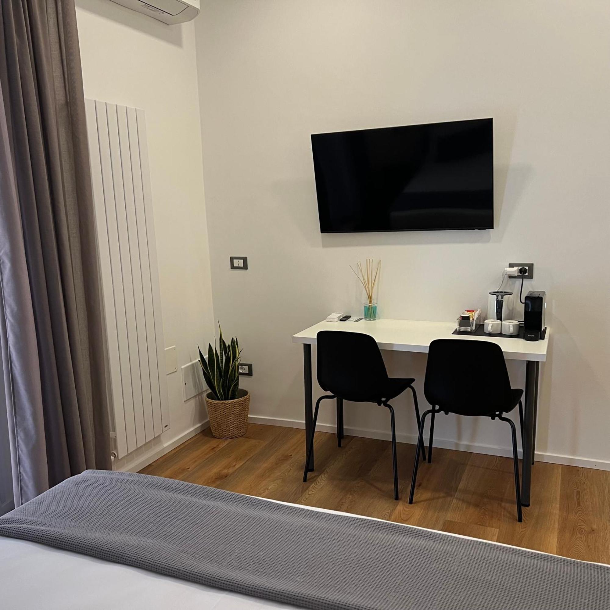 Sunrise Rooms La Spezia Kültér fotó